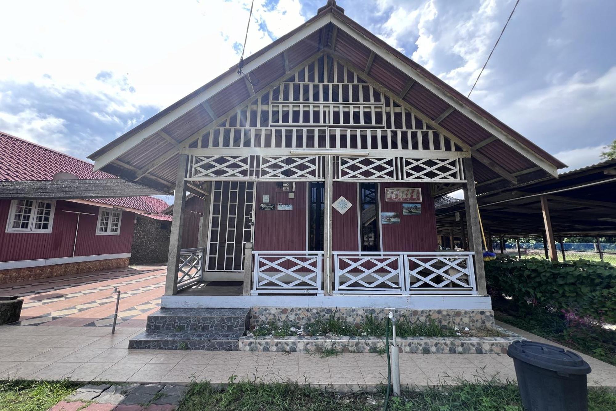 Nurbayu Chalet, Kemaman Kuantan Exterior photo