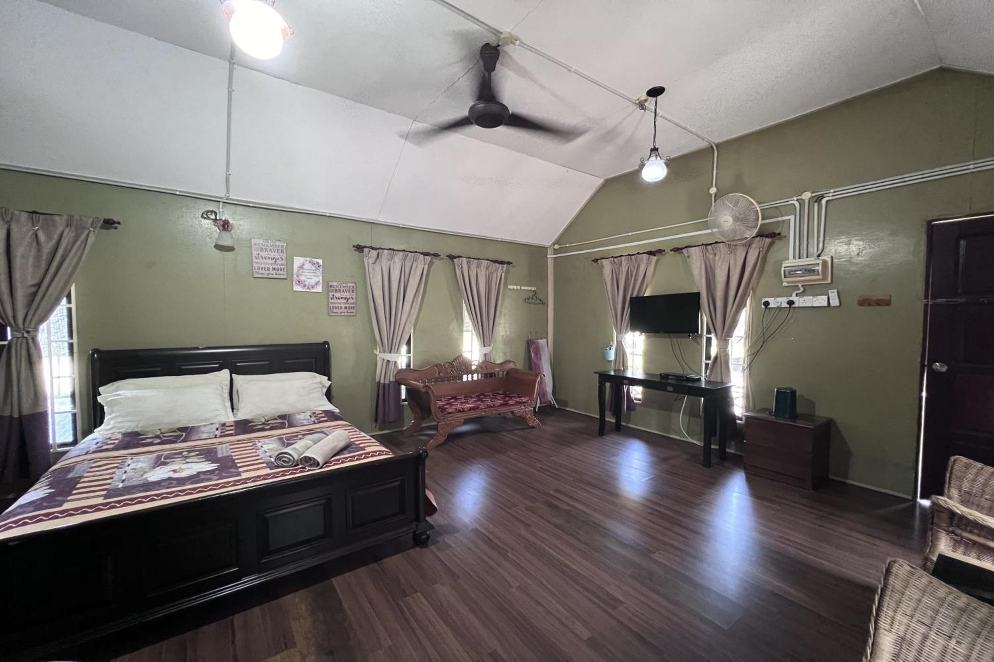 Nurbayu Chalet, Kemaman Kuantan Exterior photo