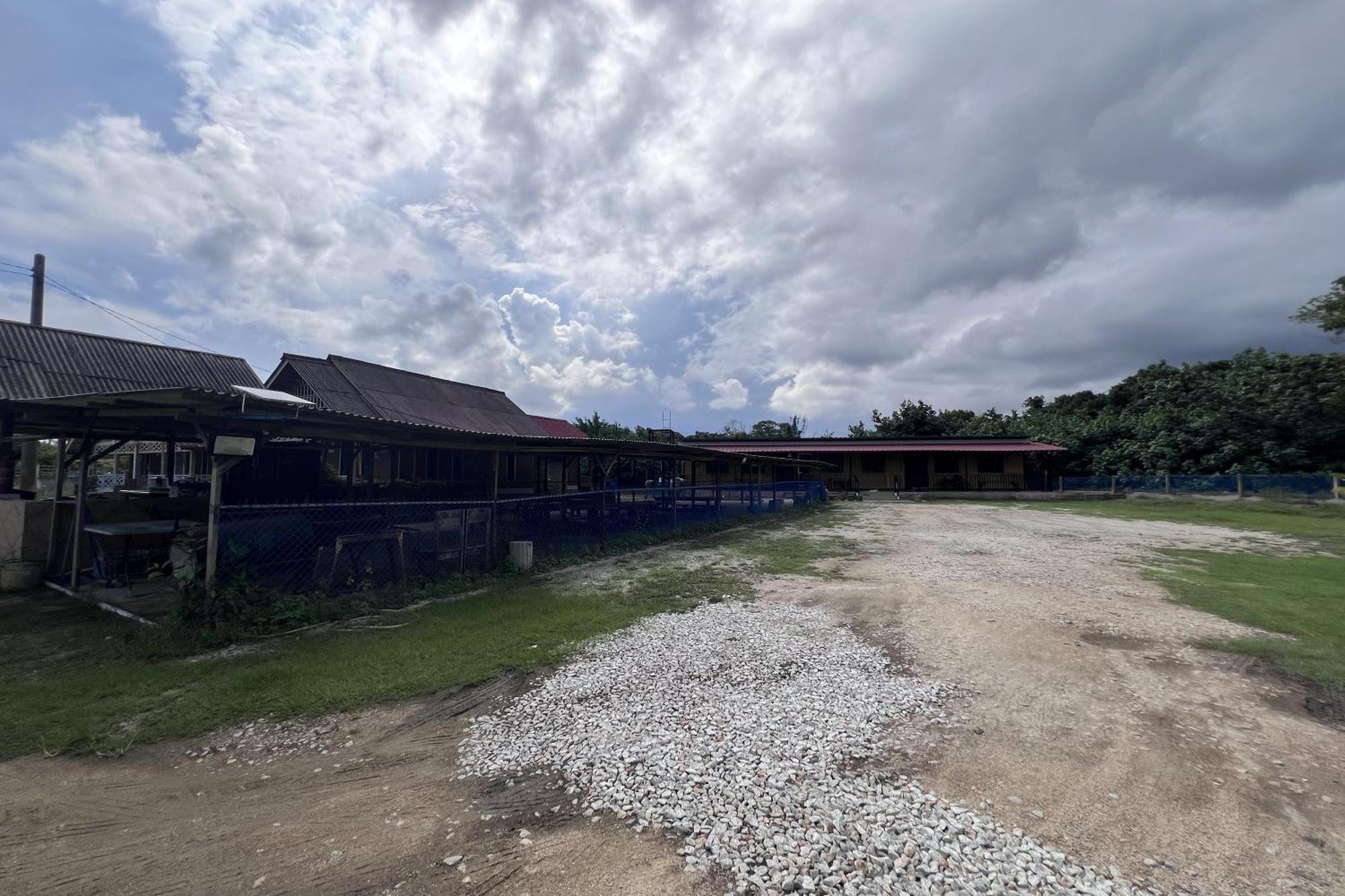 Nurbayu Chalet, Kemaman Kuantan Exterior photo